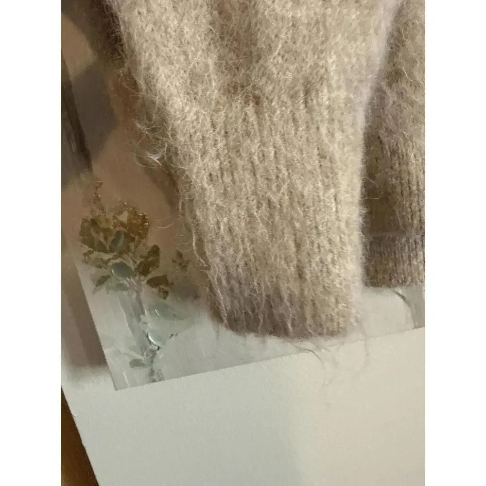 White House Black Market Beige Sweater with Sequin Detail, Size M - Picture 7 of 8